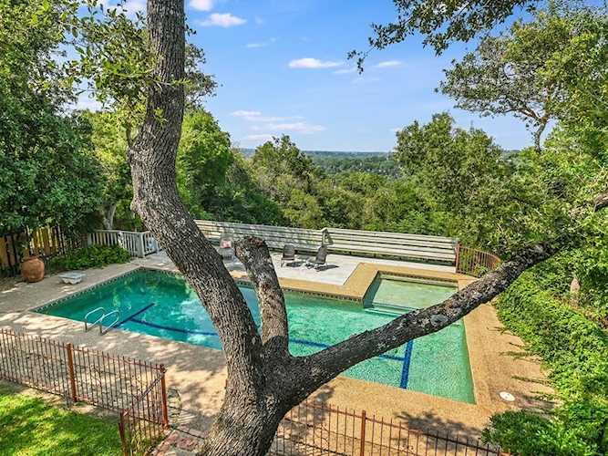 4622 Lake View DR Austin, TX 78731