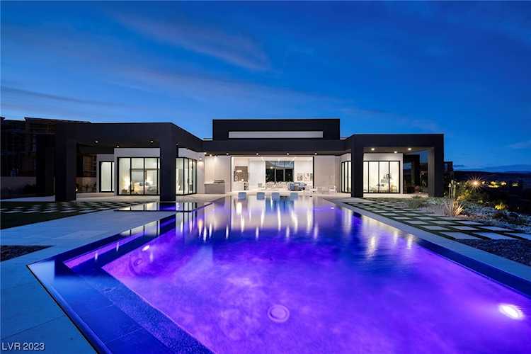 45 Reflection Shores Ln Henderson, NV 89011