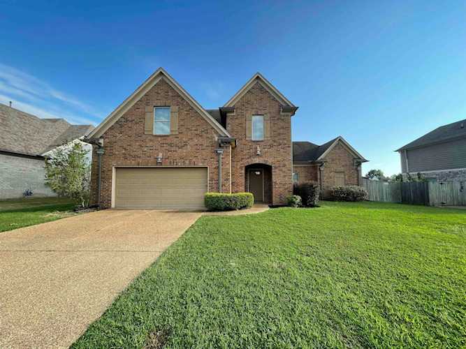 20 Cypress Point Rd Oakland, TN 38060