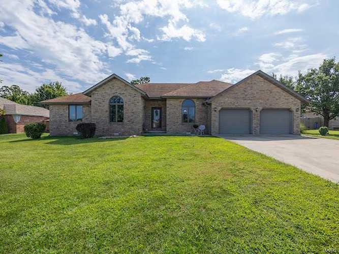 414 Heidi Rd Lebanon, MO 65536
