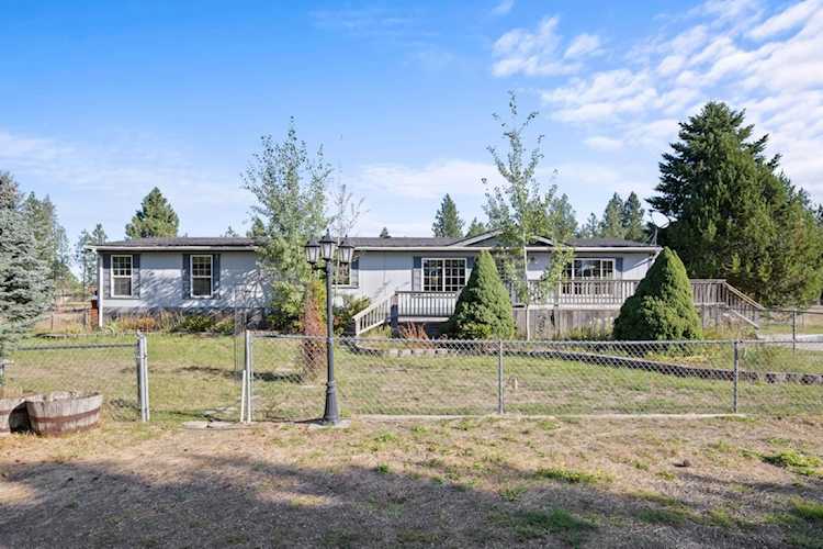 40218 Newport Hwy Elk, WA 99009