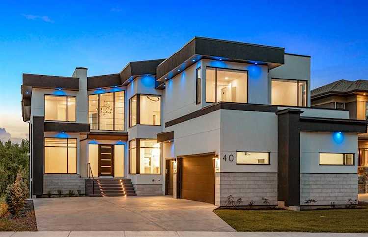 40 Aspen Ridge Terrace SW Calgary, AB T3H 0P1