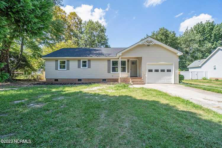 169 Launch Landing Rd Moyock, NC 27958