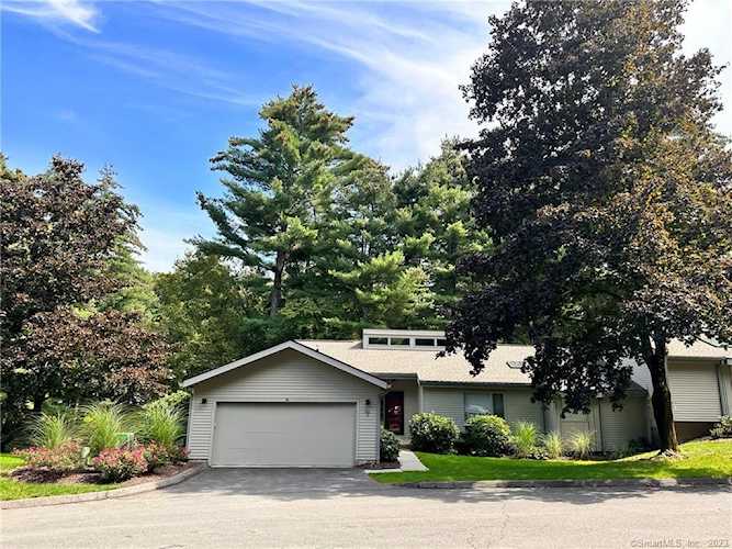 7 Bridle Path #7 Avon, CT 06001