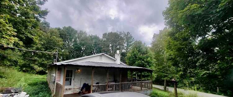 105 Albert Bell Rd Albany, KY 42602