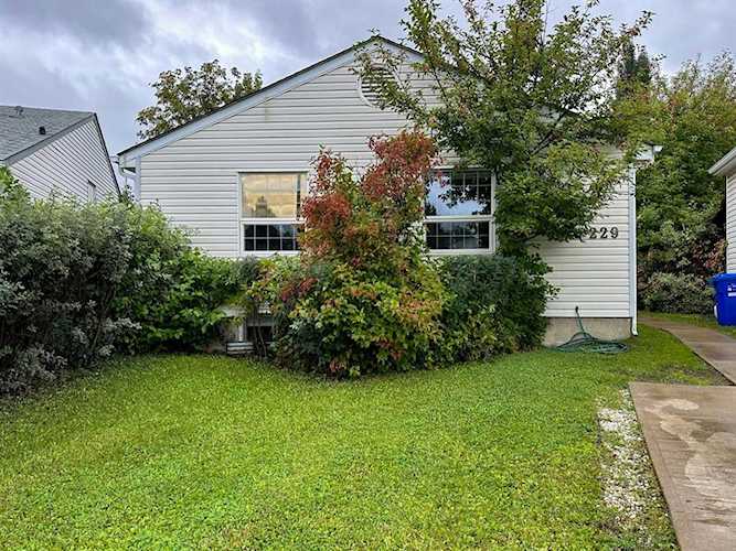 229 Bird Crescent Fort McMurray, AB T9H4T