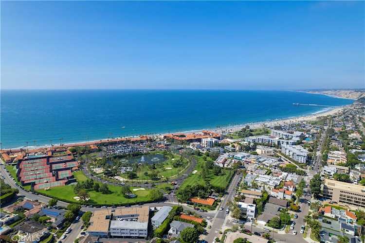 2420 Torrey Pines Rd #A103 La Jolla, CA 92037