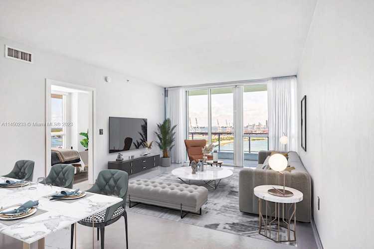 540 West Ave #2211 Miami Beach, FL 33139