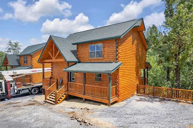 1717 Summit View Way Pigeon Forge, TN 37862