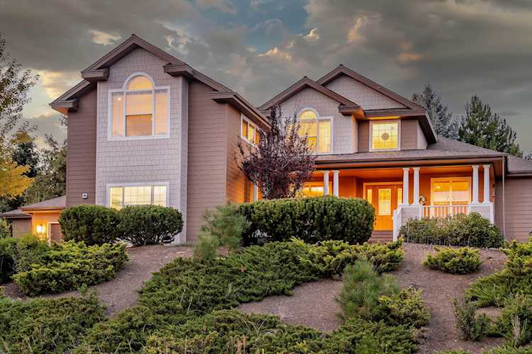 1153 NW Redfield Circle Bend, OR 97703