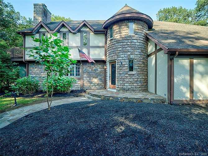 41 Blue Trail Dr Prospect, CT 06712