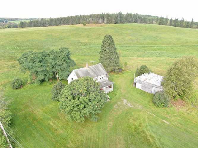 147 Lake Rd Van Buren, ME 04785