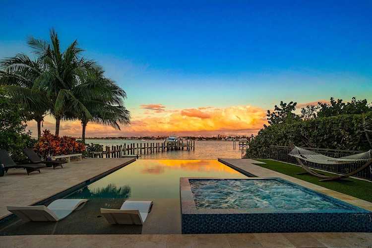 200 N Lake Drive Lantana, FL 33462