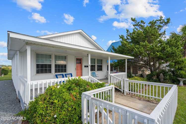 503 S Topsail Dr Surf City, NC 28445
