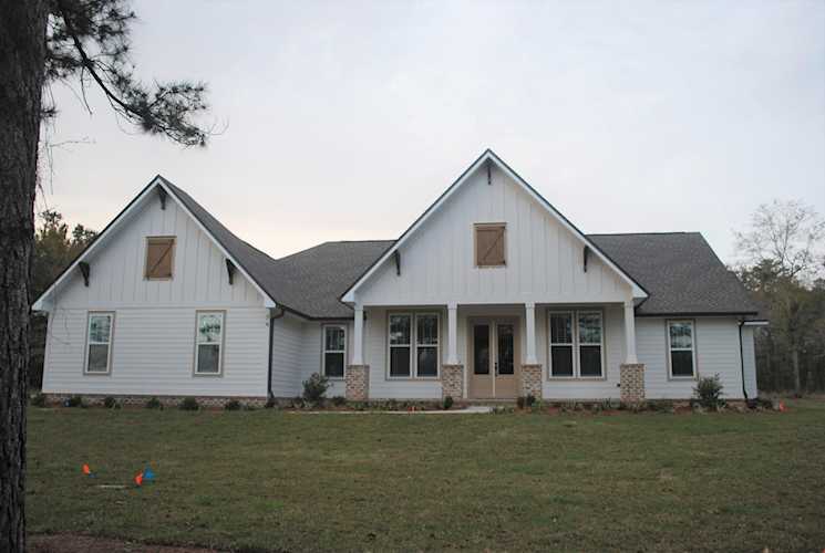 74 Legacy Way Monticello, FL 32344