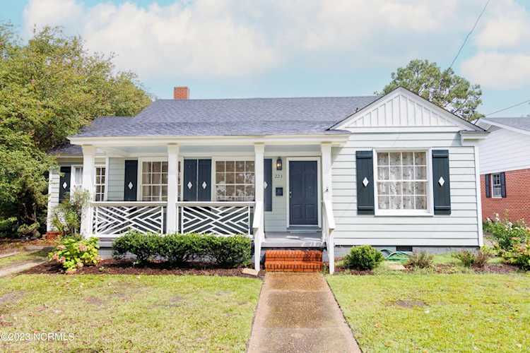 223 E Church St Edenton, NC 27932