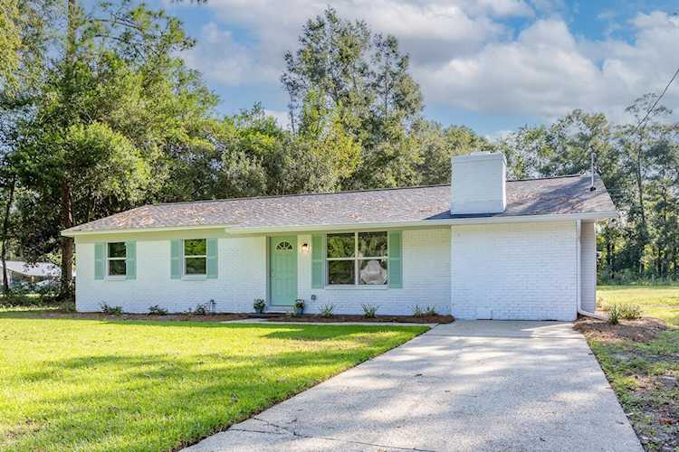 9401 Liska Dr Tallahassee, FL 32305 in Woodville Acres Photo 1