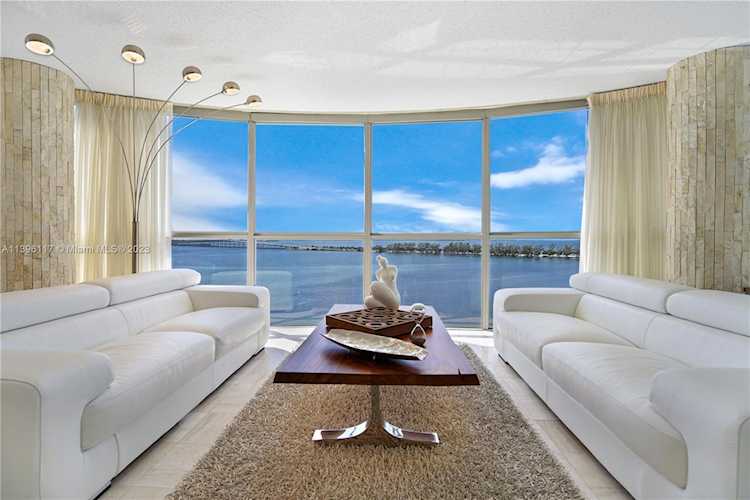 2025 Brickell Ave #1401 Miami, FL 33129