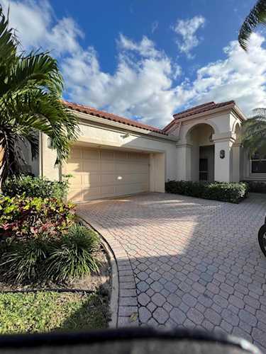 6142 Evian Place Boynton Beach, FL 33437
