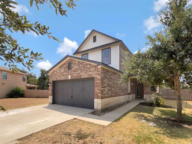 615 Big Bend TRL Taylor, TX 76574