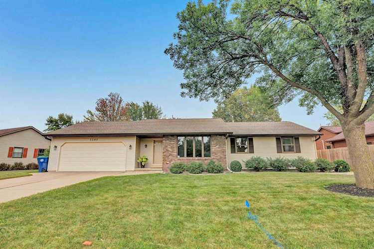 2549 Valley Haven Ln Green Bay, Village of Bellevue, WI 54311-6740