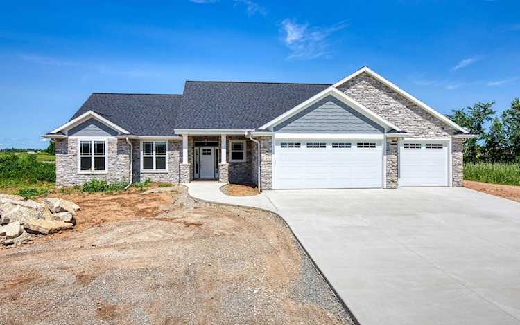 311 Kerrigan Dr Wrightstown, Village of Wrightstown, WI 54180