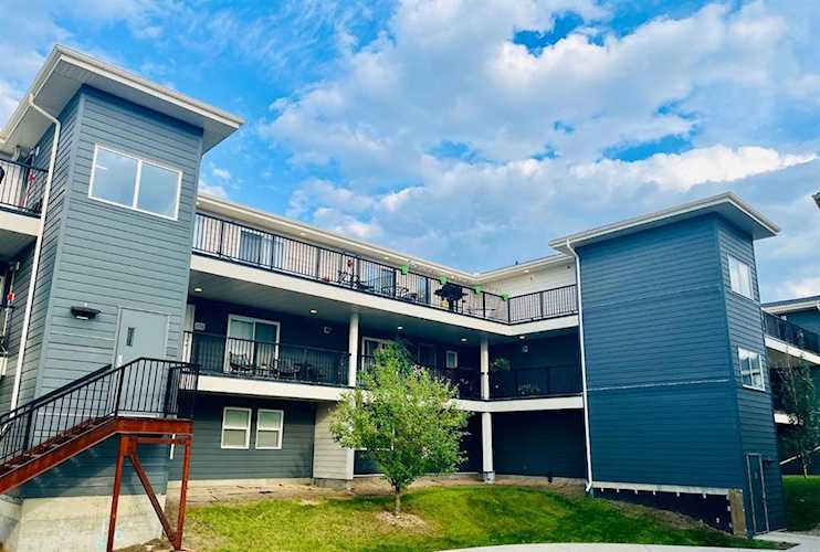 201 Abasand Dr #635 Fort McMurray, AB T9J1L