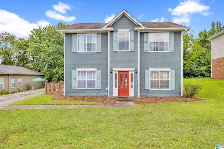 2472 Mountain Drive Hoover, AL 35226