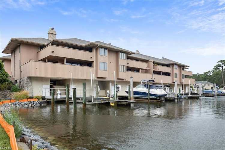 700 Oriole Dr #323 Virginia Beach, VA 23451