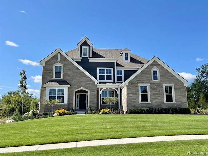 20951 Ballantyne Blvd Novi, MI 48167
