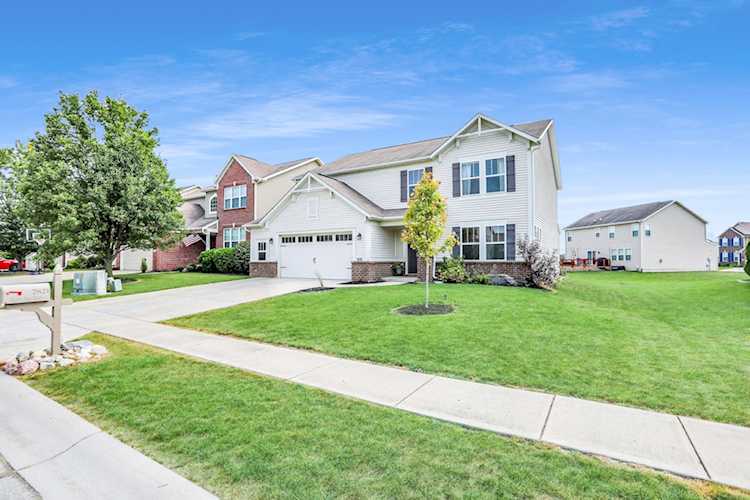 7821 Eagles Nest Blvd Zionsville, IN 46077