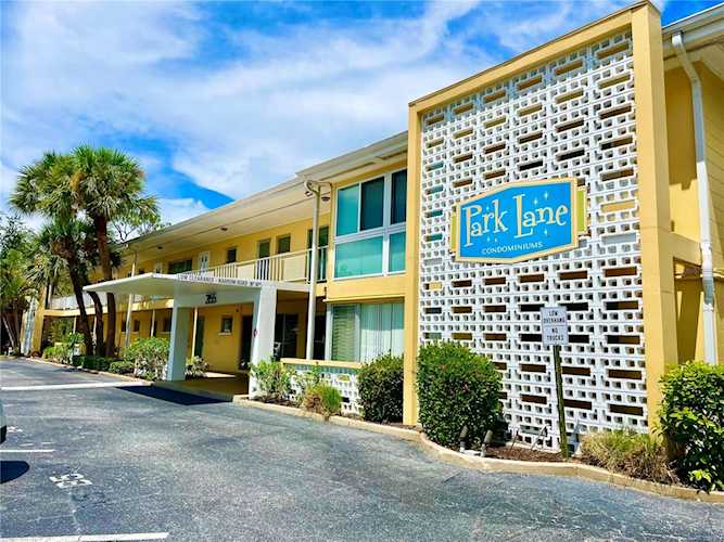 2155 Wood St #A11 Sarasota, FL 34237