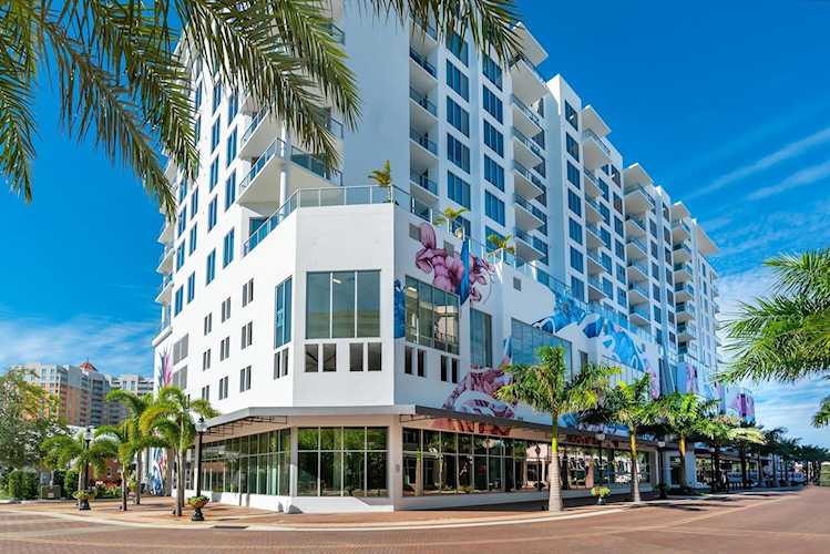 111 S Pineapple Ave #1016 Sarasota, FL 34236
