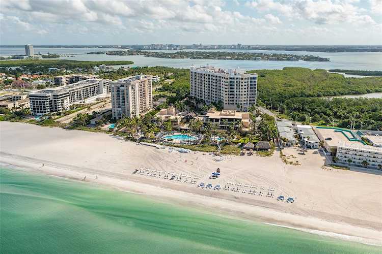 1300 Benjamin Franklin Dr #304 Sarasota, FL 34236