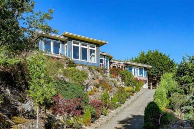 3554 Collingwood Dr Nanoose Bay, BC V9P 9G4