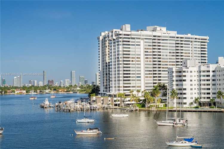 11 Island Ave #511 Miami Beach, FL 33139
