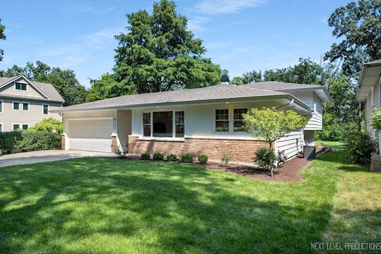 4721 Northcott Ave Downers Grove, IL 60515