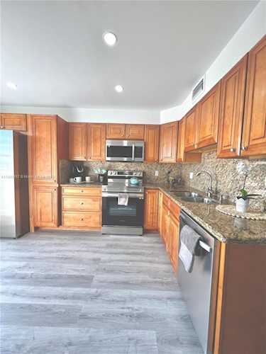 4020 Lincoln A #4020 Boca Raton, FL 33434