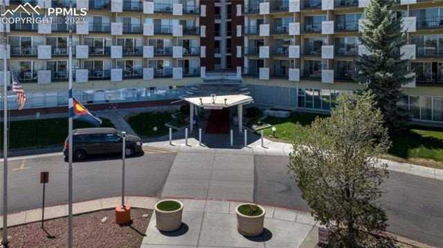 411 Lakewood Circle Colorado Springs, CO 80910