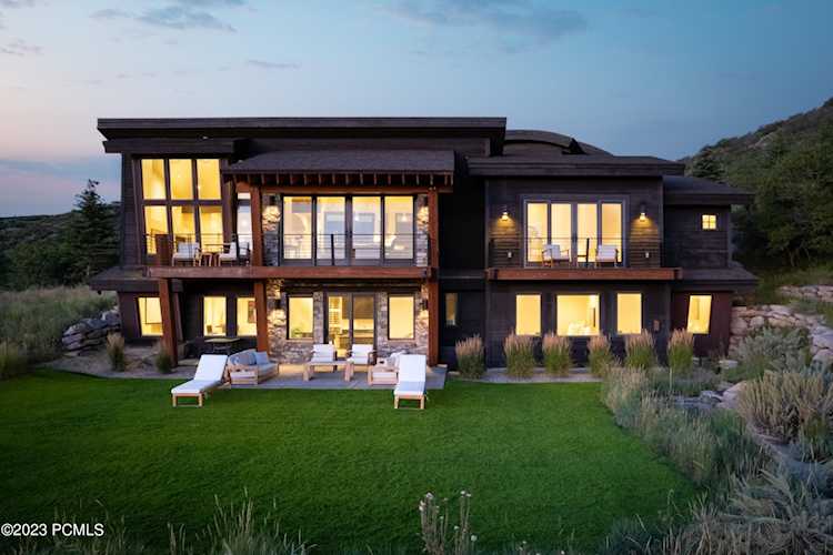 2142 E Canyon Gate Rd Park City, UT 84098
