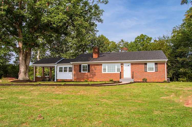 832 Dry Bridge Rd Chatham, VA 24531 | MLS 348028 Photo 1
