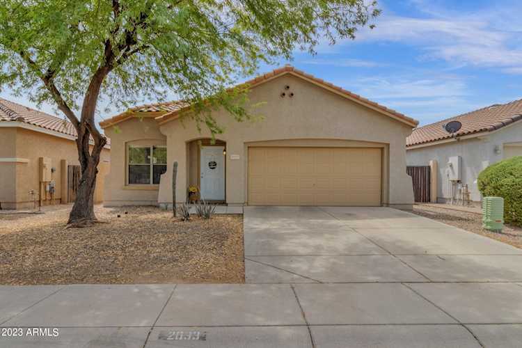 2833 W Santa Cruz Avenue San Tan Valley, AZ 85144