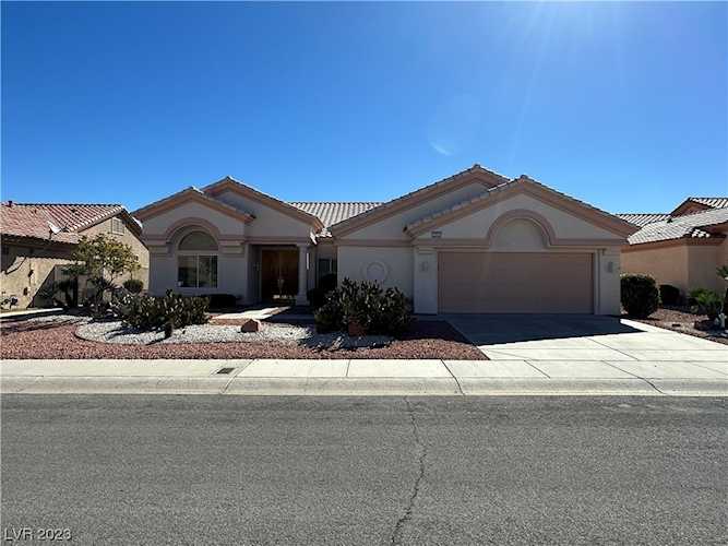 2304 Sierra Heights Dr Las Vegas, NV 89134
