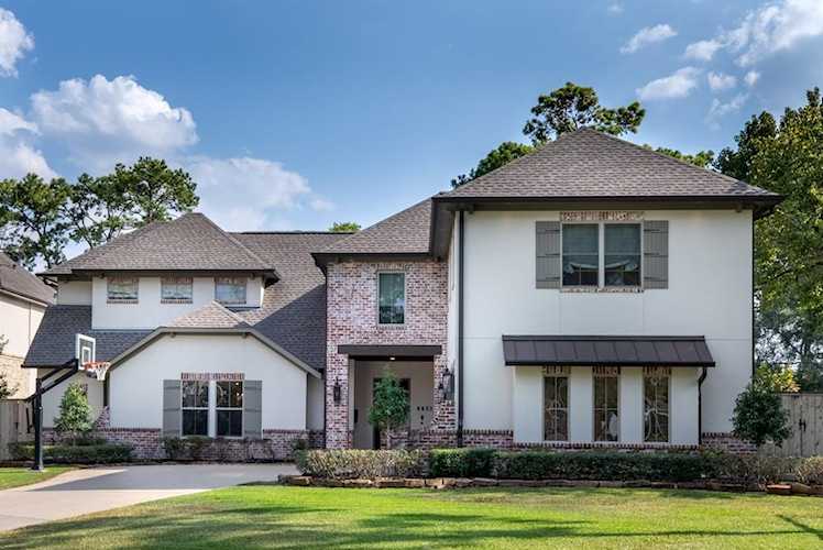 8831 Cardwell Dr Houston, TX 77055