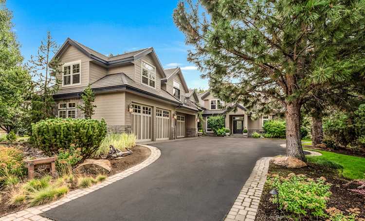 61547 Tam McArthur Loop Bend, OR 97702