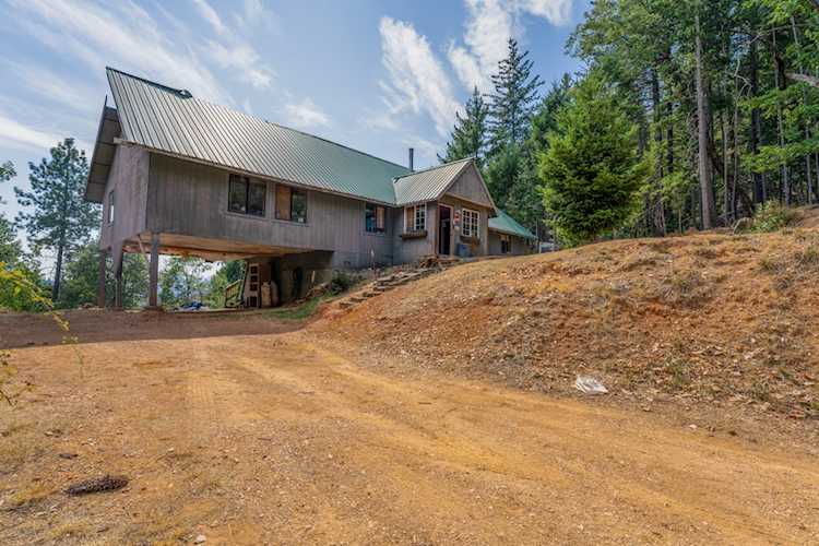 4772 Hog Creek Rd Merlin, OR 97532