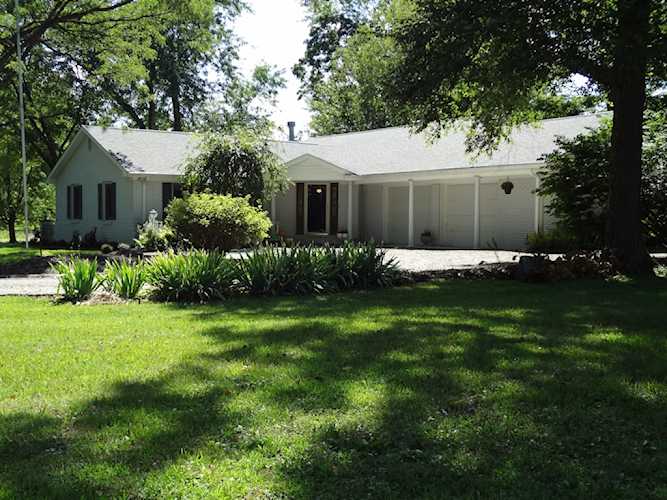 13388 Six Points Rd Carmel, IN 46032