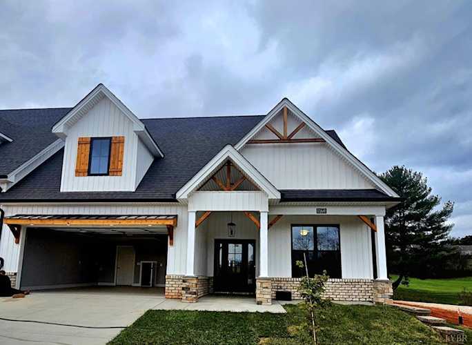 100 Titleist Dr Forest, VA 24551