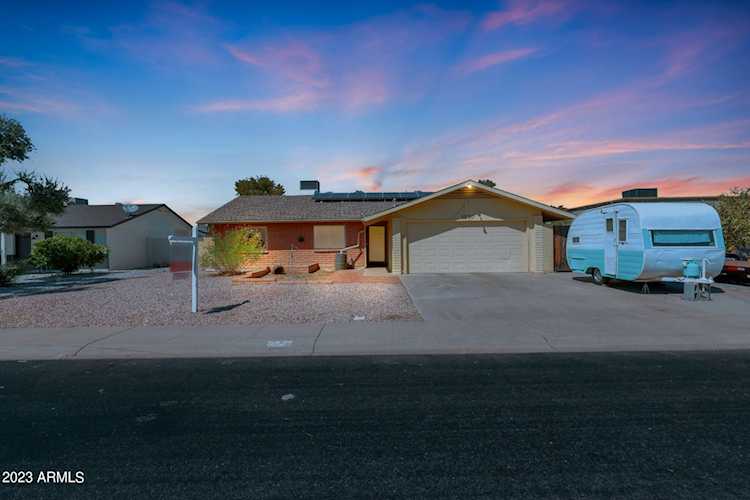1230 W Carla Vista Drive Chandler, AZ 85224