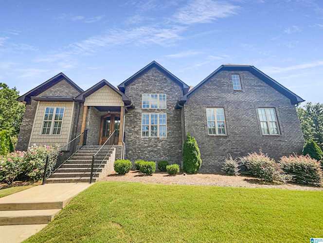 808 Grey Oaks Cove Pelham, AL 35124